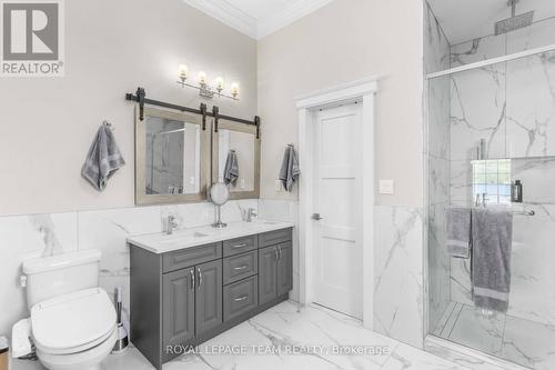 43 Green Gate Lane, North Algona Wilberforce, ON - Indoor Photo Showing Bathroom