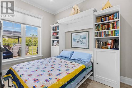43 Green Gate Lane, North Algona Wilberforce, ON - Indoor Photo Showing Bedroom