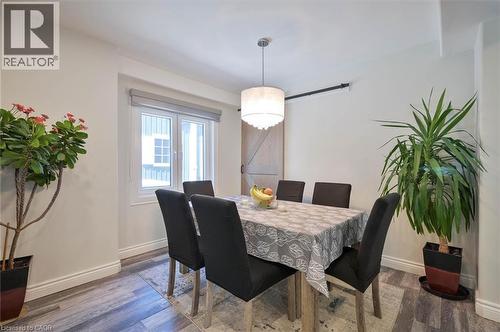 15 Manchester Street, Cambridge, ON - Indoor Photo Showing Dining Room