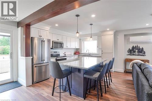 1021 Marina Road, Huntsville, ON - Indoor Photo Showing Kitchen With Upgraded Kitchen