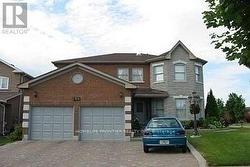 LOWER APARTMENT - 144 SHAFTSBURY AVENUE Richmond Hill, ON L4C 0G2
