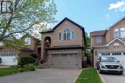 34 CRESTRIDGE DRIVE Caledon, ON L7E 2T7