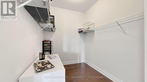 40 Hackett Street, East Gwillimbury, ON - Indoor With Storage