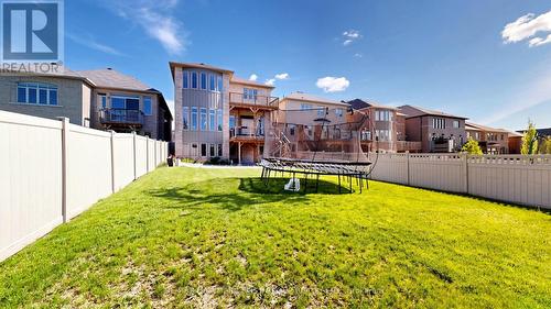 40 Hackett Street, East Gwillimbury, ON - Outdoor