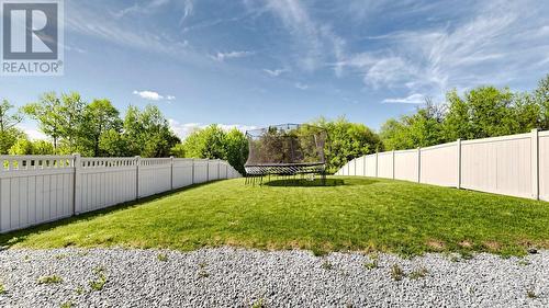 40 Hackett Street, East Gwillimbury, ON - Outdoor