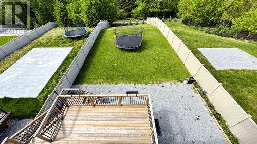 40 Hackett Street, East Gwillimbury, ON - Outdoor