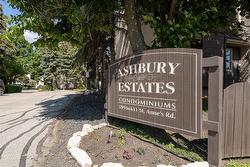 1 605 St Anne's Road  Winnipeg, MB R2M 5K3
