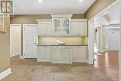 Chef-Inspired Downsview Kitchen w/Custom Cabinetry - 