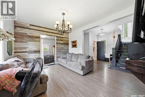 200 1St Street, Dundurn, SK - Indoor Photo Showing Living Room