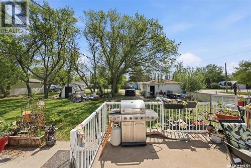 200 1St Street, Dundurn, SK - Outdoor