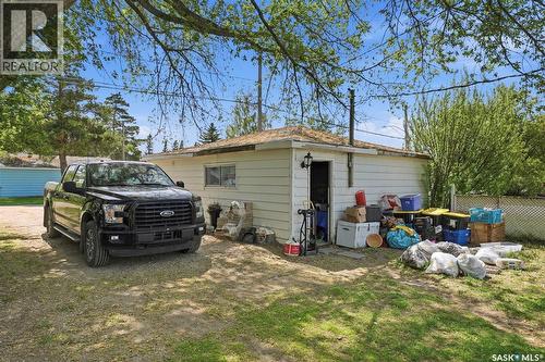 200 1St Street, Dundurn, SK - Outdoor