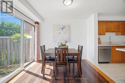 6262 Miriam Way, Mississauga, ON - Indoor Photo Showing Dining Room