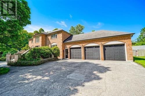 12 Bunting Court, Ajax, ON - Outdoor