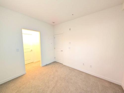 15777 85 Ave, Surrey, BC - Indoor Photo Showing Other Room