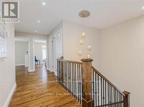 105 Black Maple Private, Ottawa, ON - Indoor Photo Showing Other Room