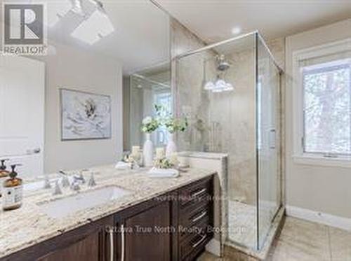 105 Black Maple Private, Ottawa, ON - Indoor Photo Showing Bathroom