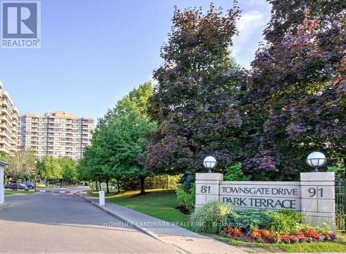 711 - 91 TOWNSGATE DRIVE  Vaughan, ON L4J 8E8