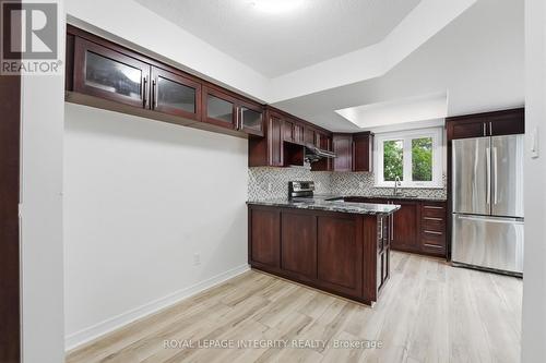 76 Hunterswood Crescent, Ottawa, ON - Indoor Photo Showing Kitchen