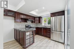 76 HUNTERSWOOD CRESCENT  Ottawa, ON K1G 5V9