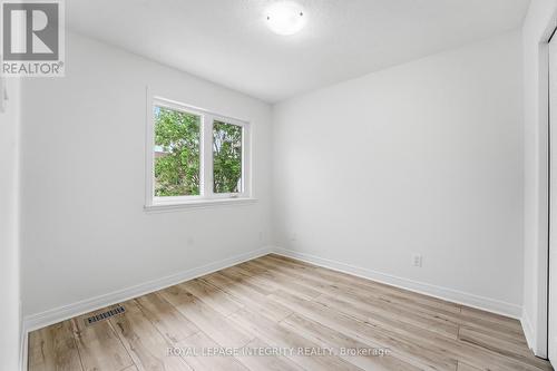 76 Hunterswood Crescent, Ottawa, ON - Indoor Photo Showing Other Room