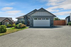 207 Michigan Pl Campbell River, BC V9H 0C7