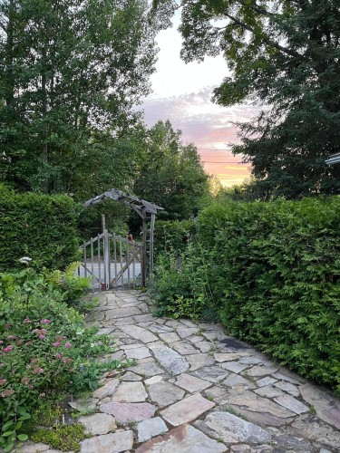 Jardin - 1697 Ch. Du Mont-Gabriel, Sainte-Adèle, QC - Outdoor