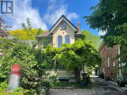 42 AMELIA STREET Toronto, ON M4X 1E1