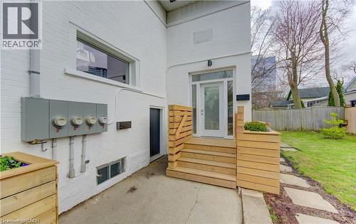 67 LOUISA Street Unit# C , Kitchener, Ontario N2H 5L9 3