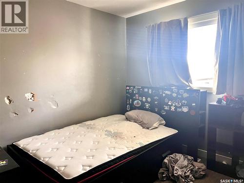 110 Childers Crescent, Saskatoon, SK - Indoor Photo Showing Bedroom