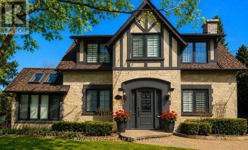 139 Pleasant Park Road, Ottawa, ON - Outdoor With Facade