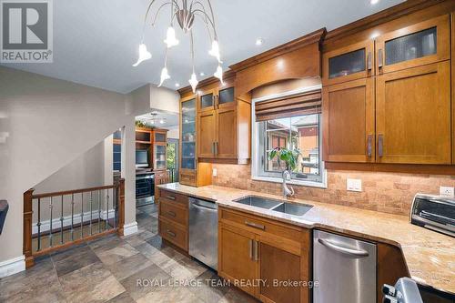 139 Pleasant Park Road, Ottawa, ON - Indoor Photo Showing Kitchen With Double Sink