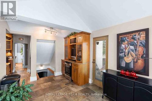 139 Pleasant Park Road, Ottawa, ON - Indoor