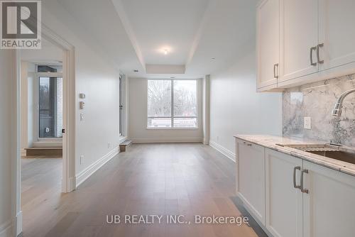 205 - 1451 WELLINGTON STREET W , Ottawa, Ontario K1Y 2X3 3