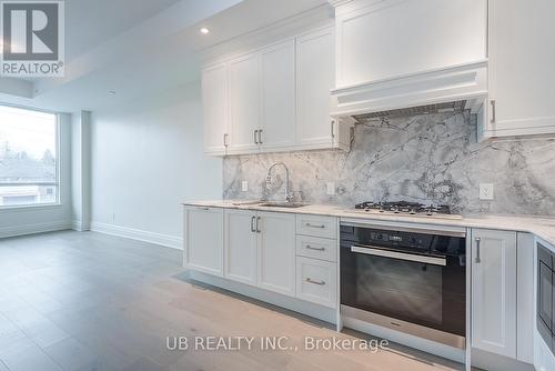 205 - 1451 WELLINGTON STREET W , Ottawa, Ontario K1Y 2X3 4
