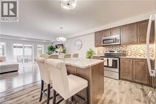 20 Meadowridge Street, Kitchener, ON - Indoor Photo Showing Kitchen With Stainless Steel Kitchen