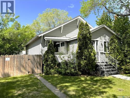 819 5Th Avenue N, Saskatoon, SK - Outdoor