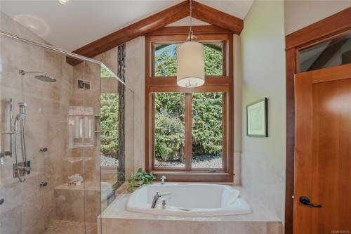 3230 Huntington Pl, Nanoose Bay, BC 