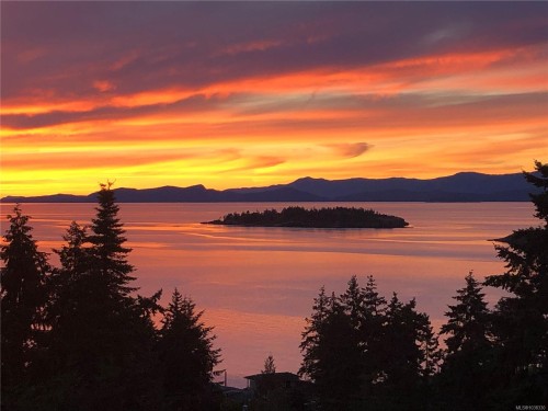 3230 Huntington Pl, Nanoose Bay, BC 
