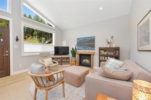 3822 Trailhead Dr, Sooke, BC 