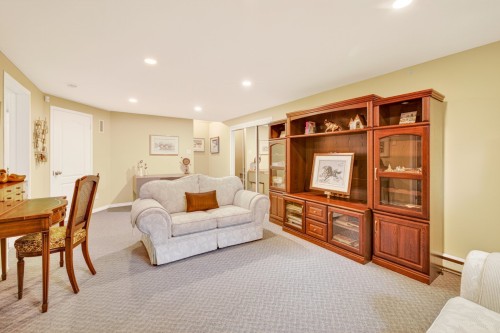 Family Room - 3800 Côte Richelieu, Trois-Rivières, QC - Indoor