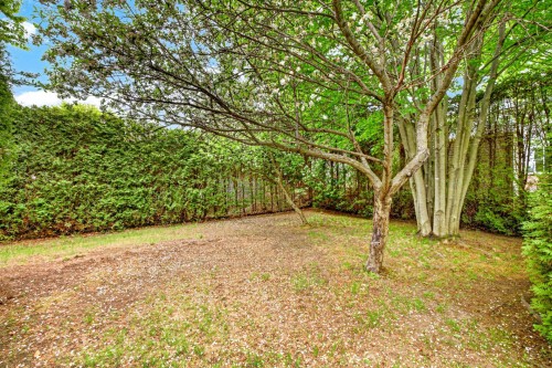 Courtyard - 3800 Côte Richelieu, Trois-Rivières, QC - Outdoor