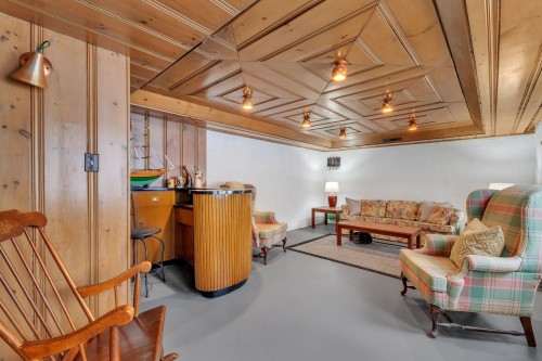 Sous-sol - 22 Av. Coolbreeze, Pointe-Claire, QC - Indoor