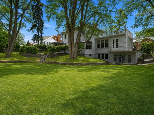 Cour - 22 Av. Coolbreeze, Pointe-Claire, QC - Outdoor