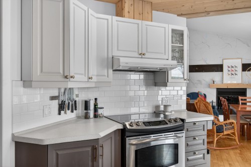 Cuisine - 8 Rue Des Guides, La Minerve, QC - Indoor Photo Showing Kitchen With Upgraded Kitchen