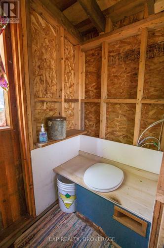 1563 Clarendon Road, Frontenac (Frontenac Centre), ON - Indoor