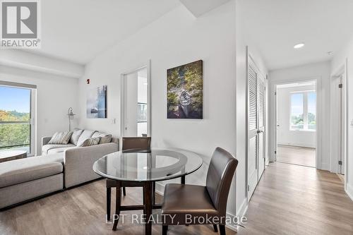 402 - 19B West Street N, Kawartha Lakes, ON - Indoor