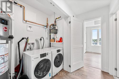 402 - 19B West Street N, Kawartha Lakes, ON - Indoor Photo Showing Laundry Room
