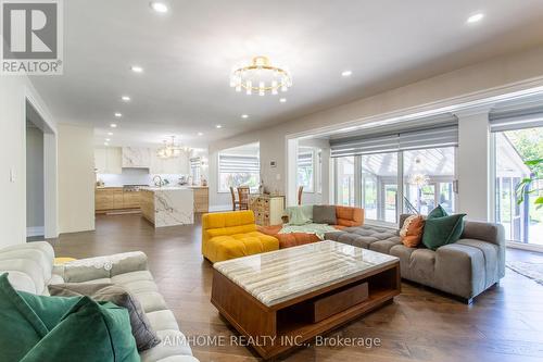 42 Lee Avenue, Markham, ON - Indoor Photo Showing Living Room