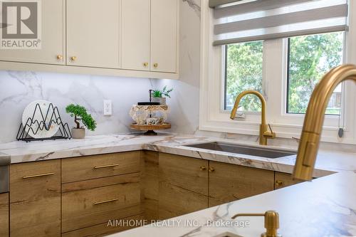 42 Lee Avenue, Markham, ON - Indoor Photo Showing Kitchen With Double Sink