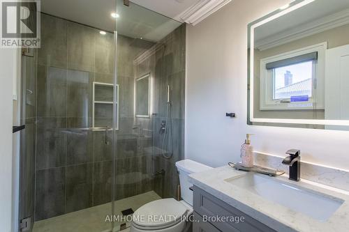 42 Lee Avenue, Markham, ON - Indoor Photo Showing Bedroom